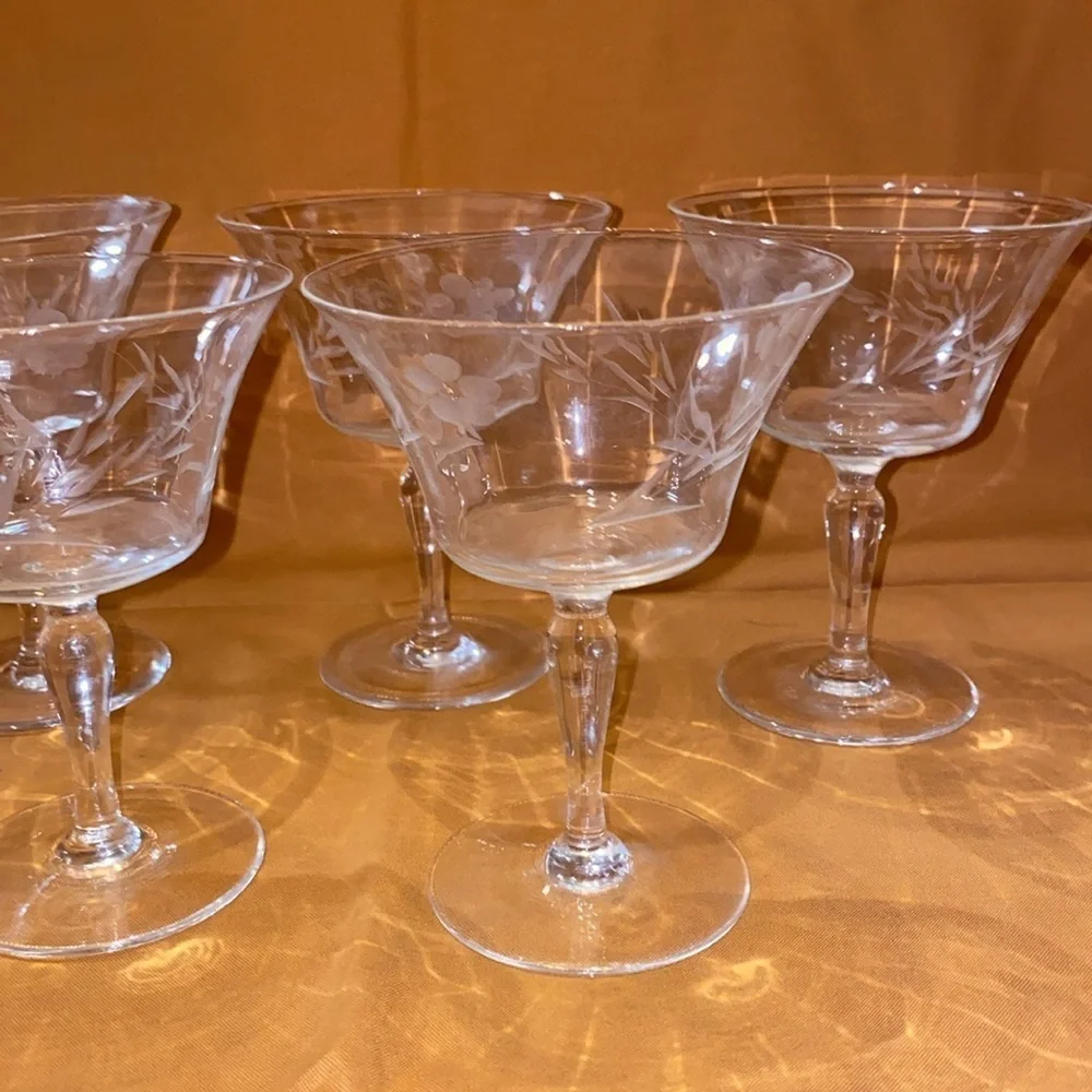 Vintage Set of 4 plus one crystal small glasses 4 2/3” tall